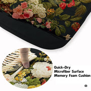 Infographic showing anti-slip dotted backing and durable fabric construction - thumbnail image 5 of 8